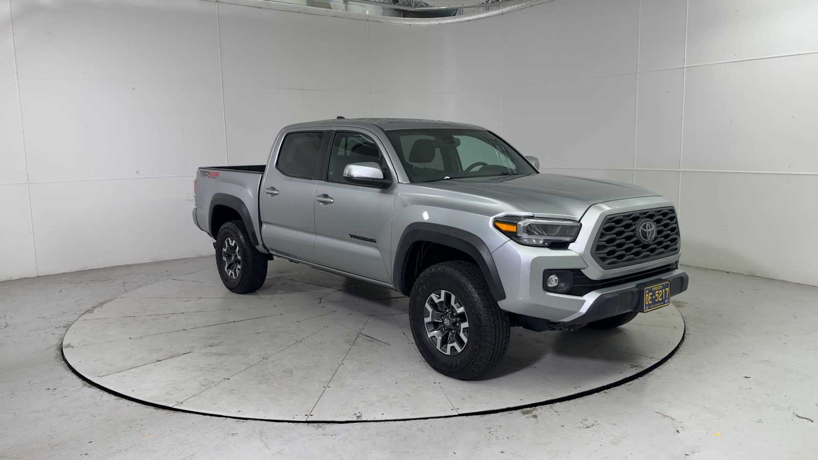 Thumbnail: 2023 Toyota Tacoma - 8