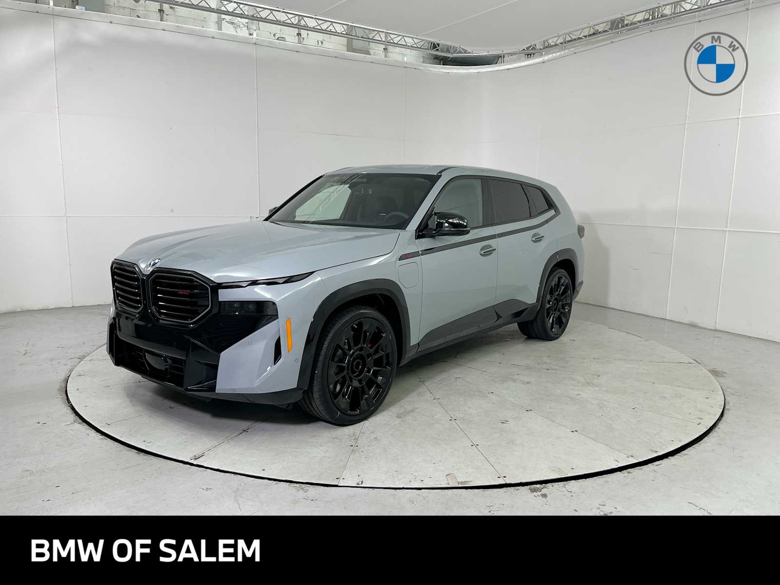 Thumbnail: 2026 BMW XM - 1