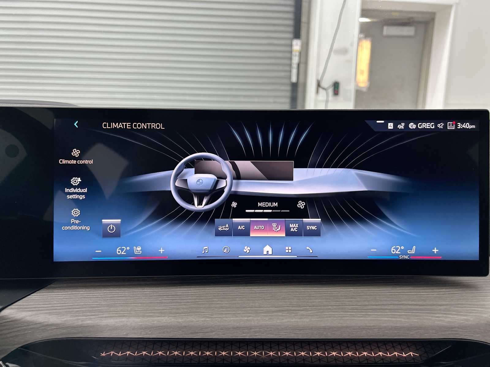 Thumbnail: 2025 BMW 3 Series - 17