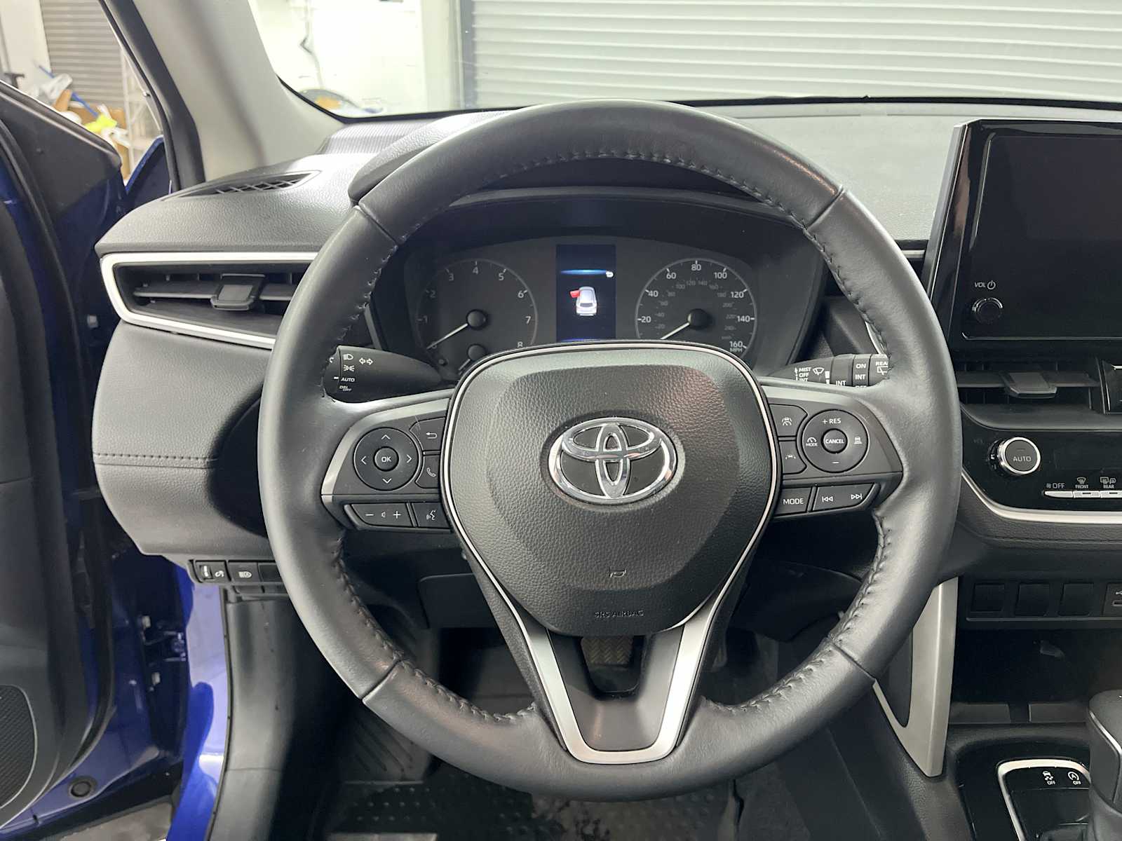 Thumbnail: 2024 Toyota Corolla Cross - 17