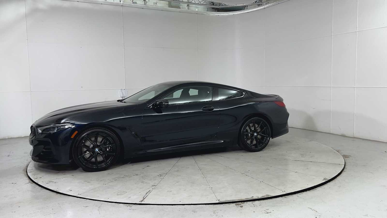 Thumbnail: 2026 BMW 8 Series - 4