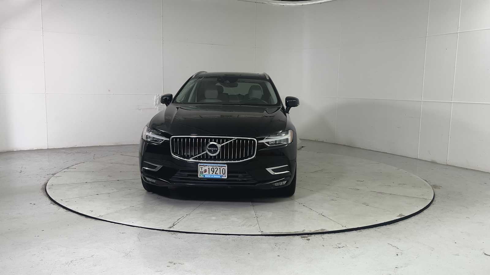 Thumbnail: 2019 Volvo XC60 - 8