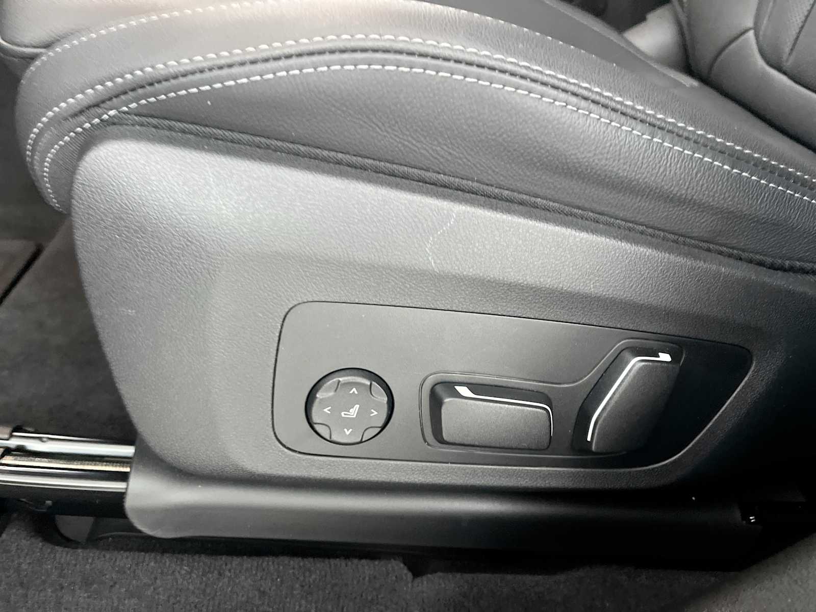 Thumbnail: 2024 BMW X3 - 14