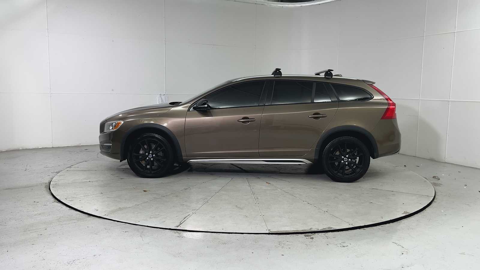 Thumbnail: 2015 Volvo S60 - 5