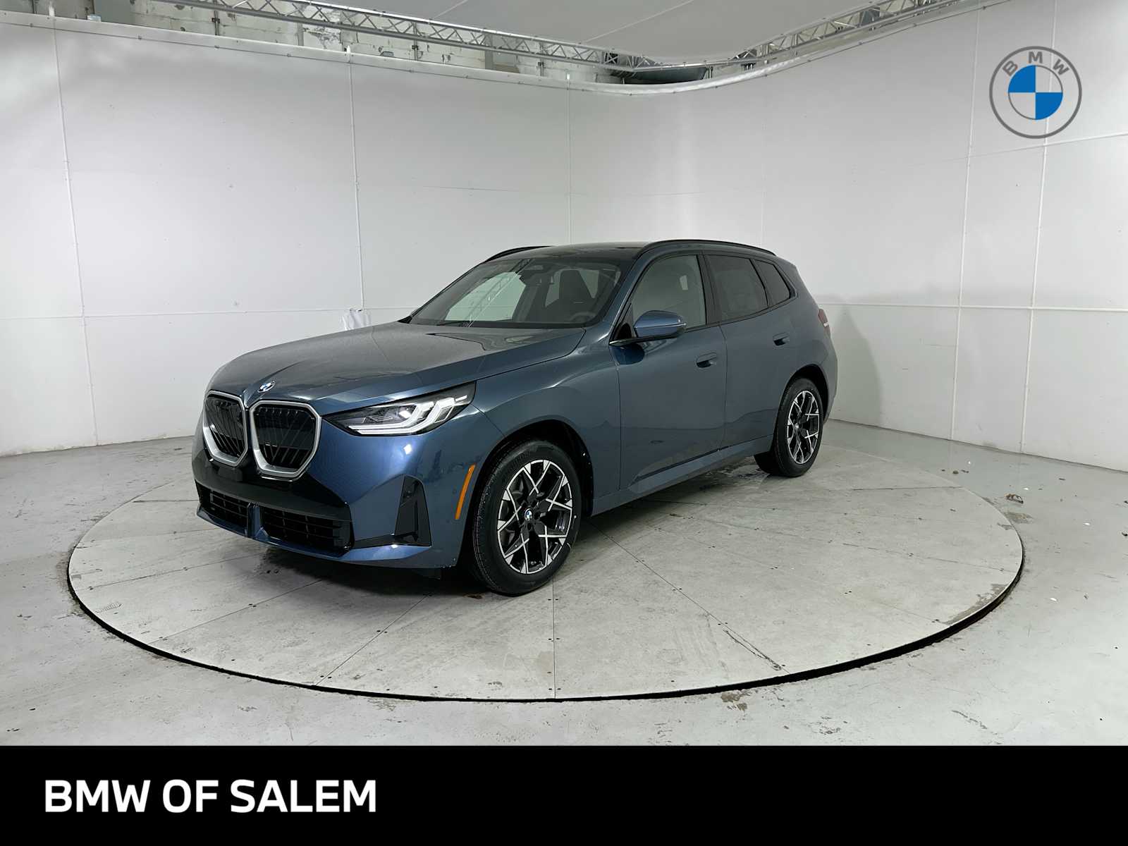 Thumbnail: 2026 BMW X3 - 1