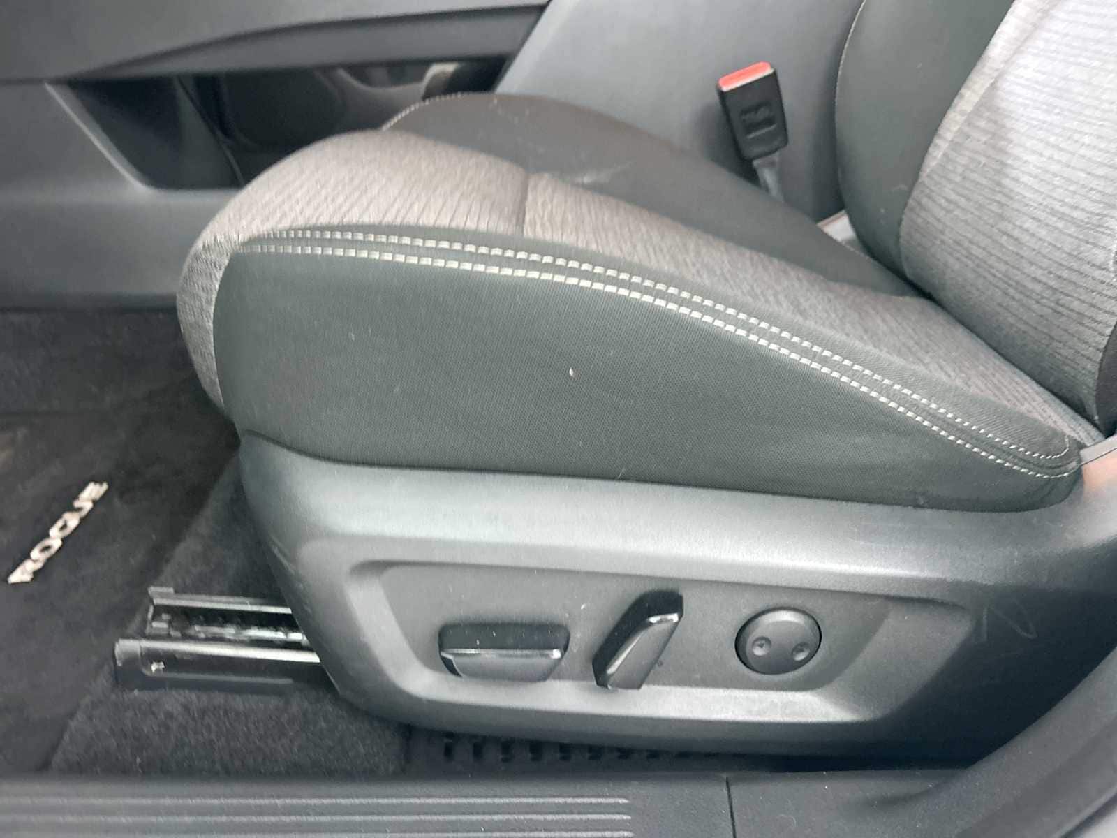 Thumbnail: 2022 Nissan Rogue - 14