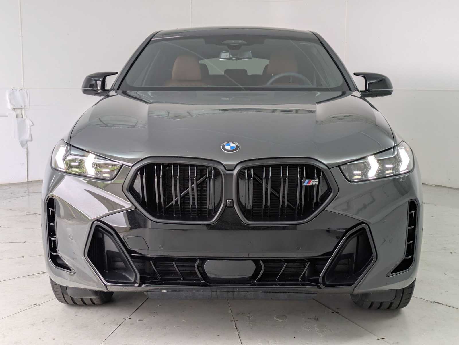 2026 BMW X6 M60i 8