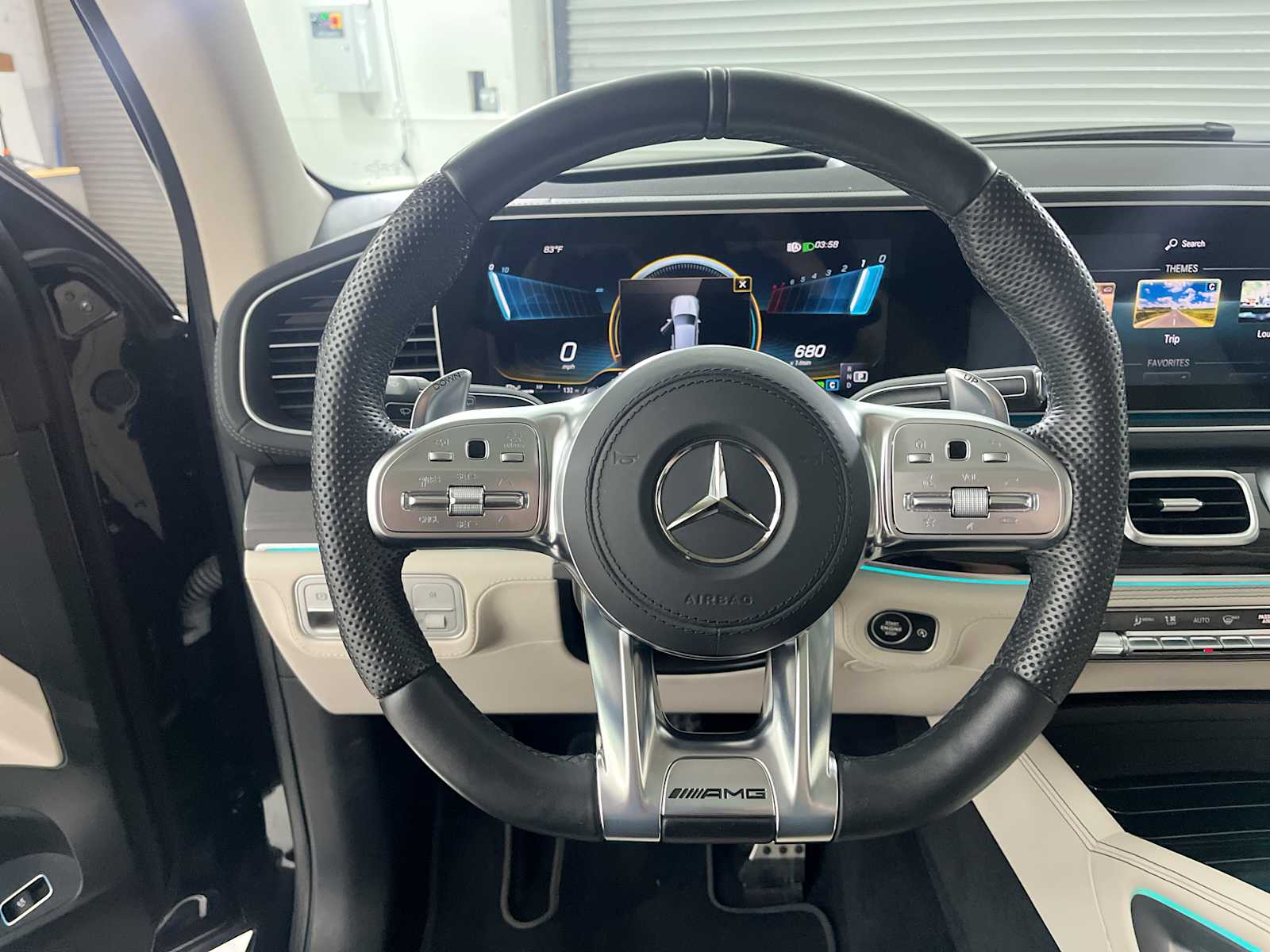 Thumbnail: 2023 Mercedes-Benz GL-Class - 17