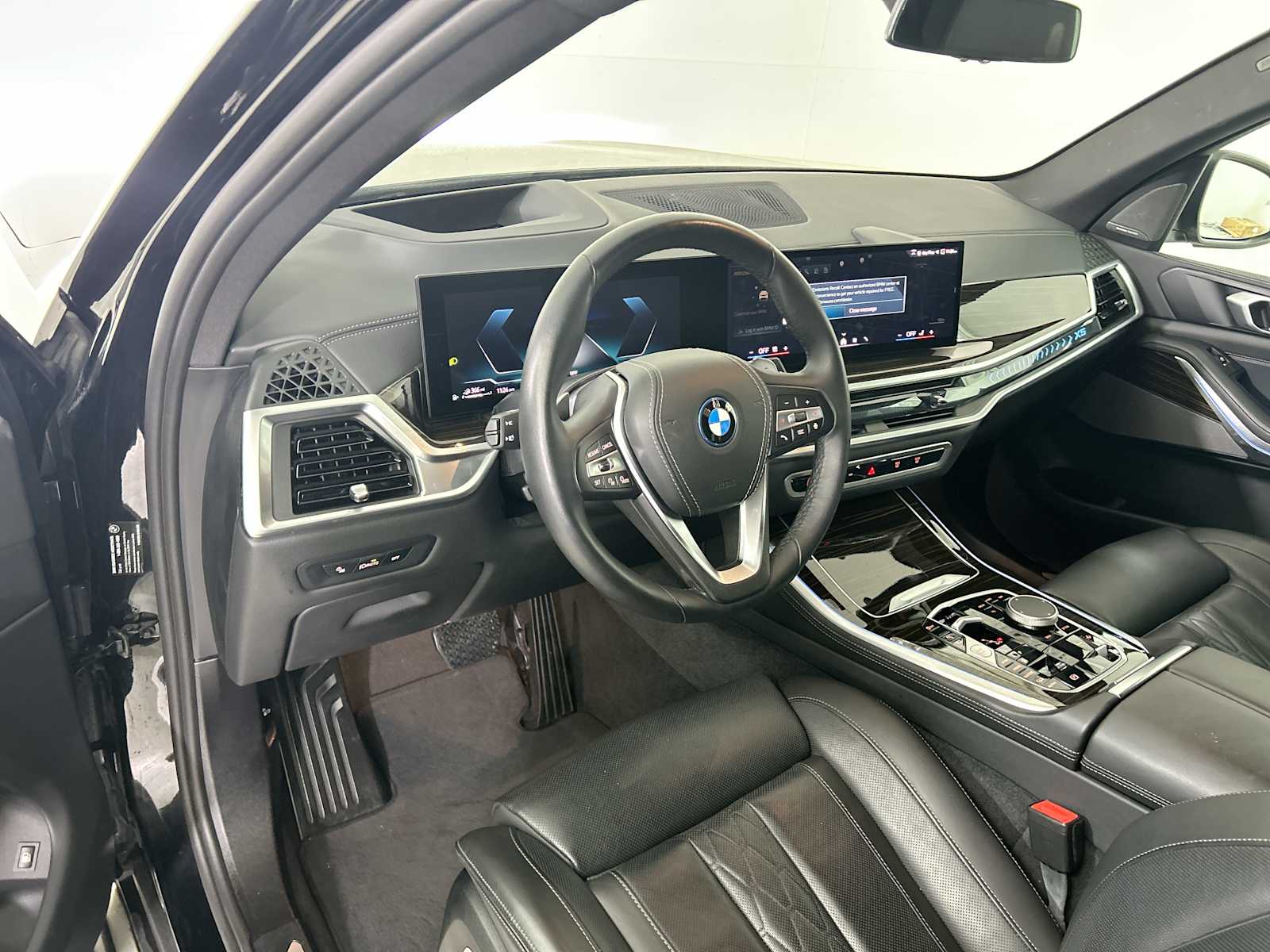 Thumbnail: 2025 BMW X5 - 11