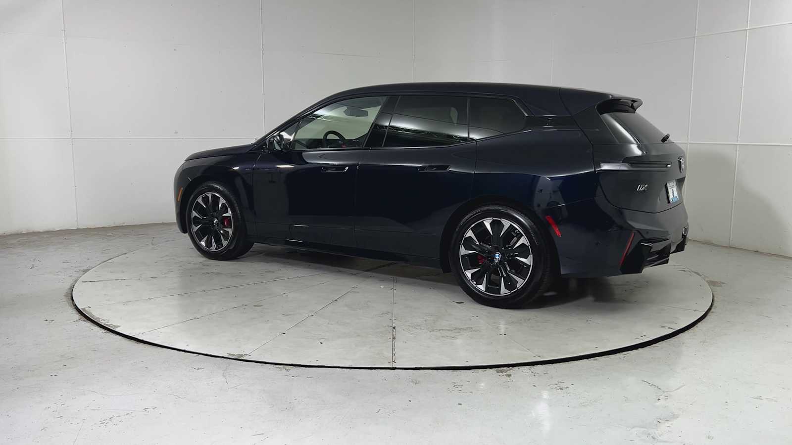 Thumbnail: 2026 BMW iX - 3