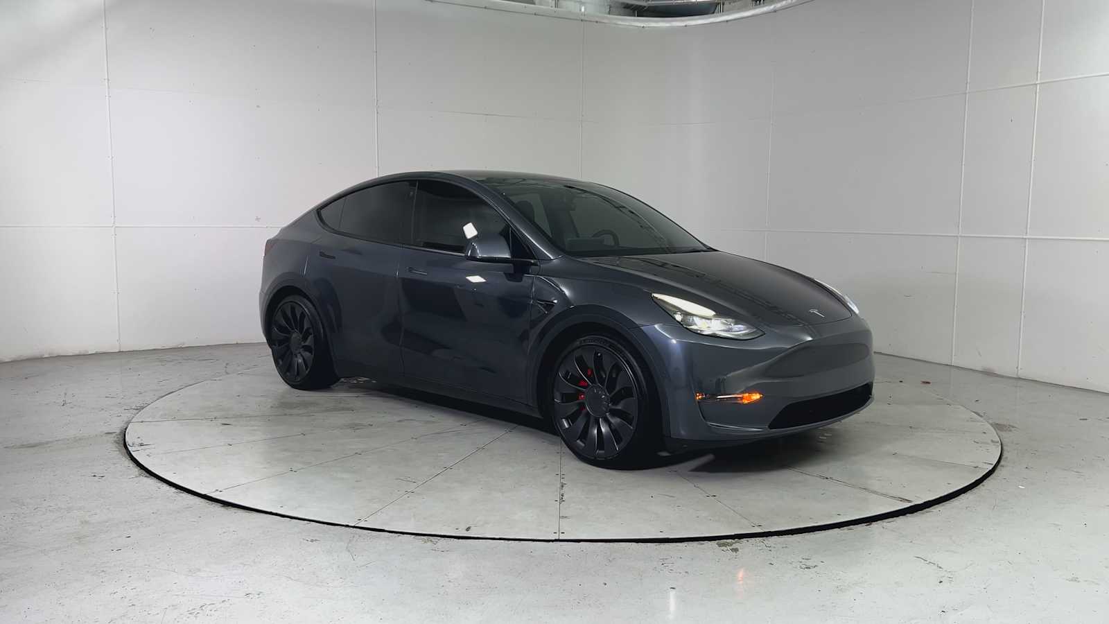 Thumbnail: 2022 Tesla Model Y - 8