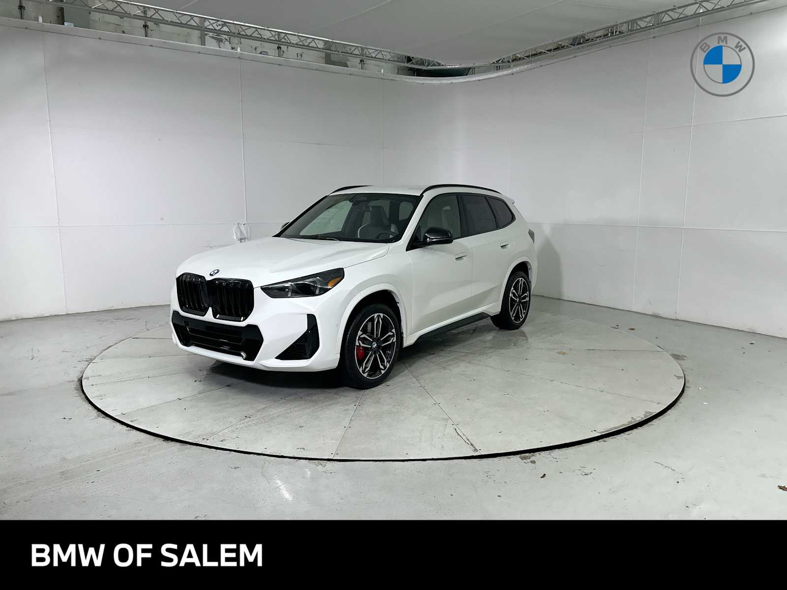 2026 BMW X1 28i's photo