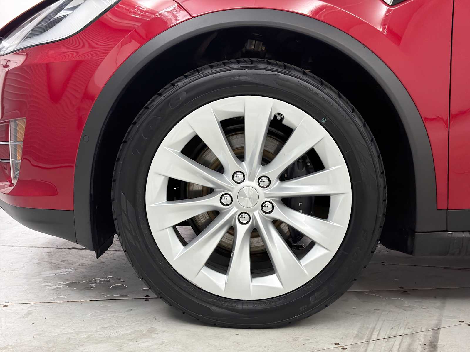 Thumbnail: 2020 Tesla Model X - 18