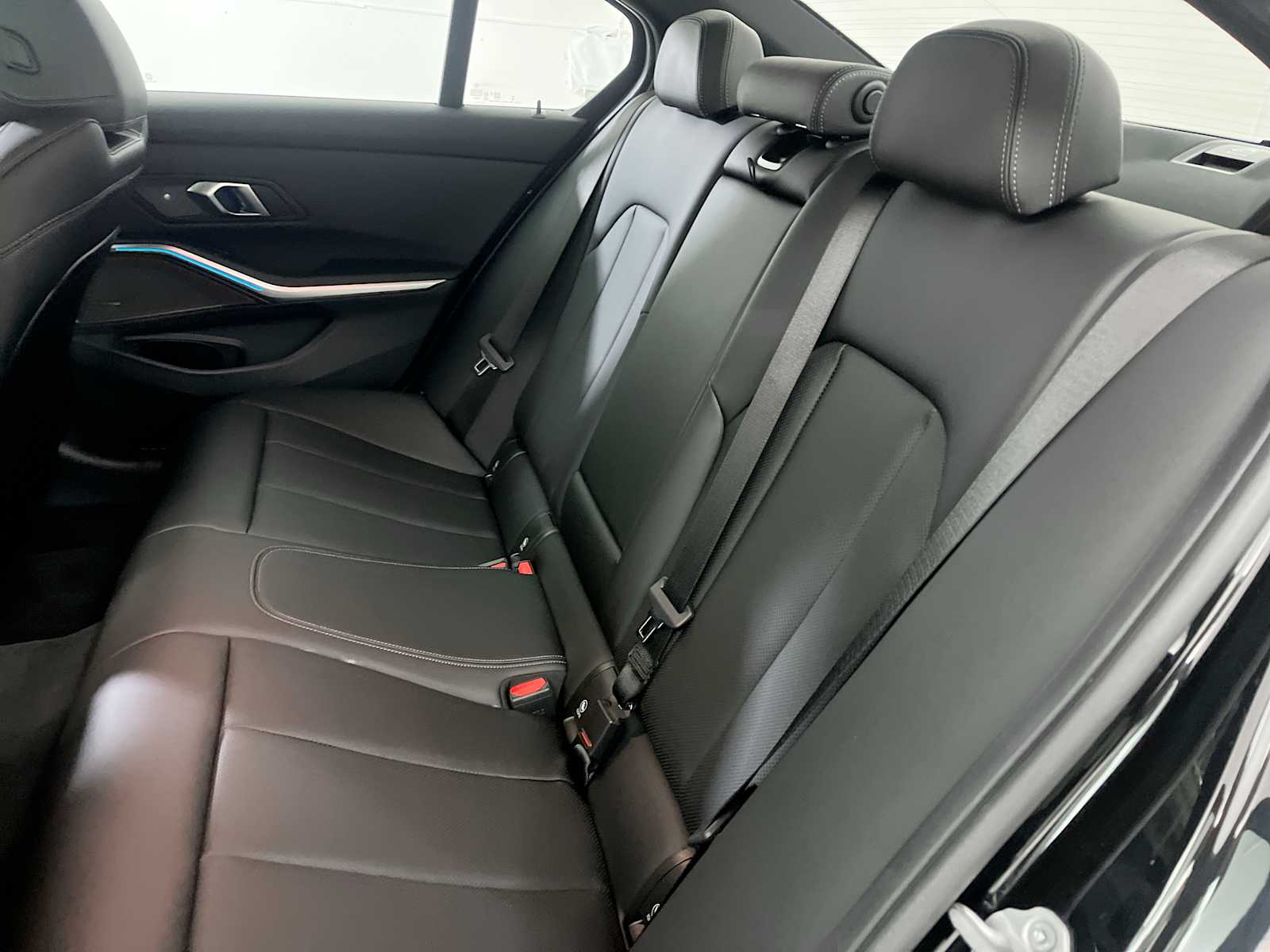 Thumbnail: 2026 BMW 3 Series - 25