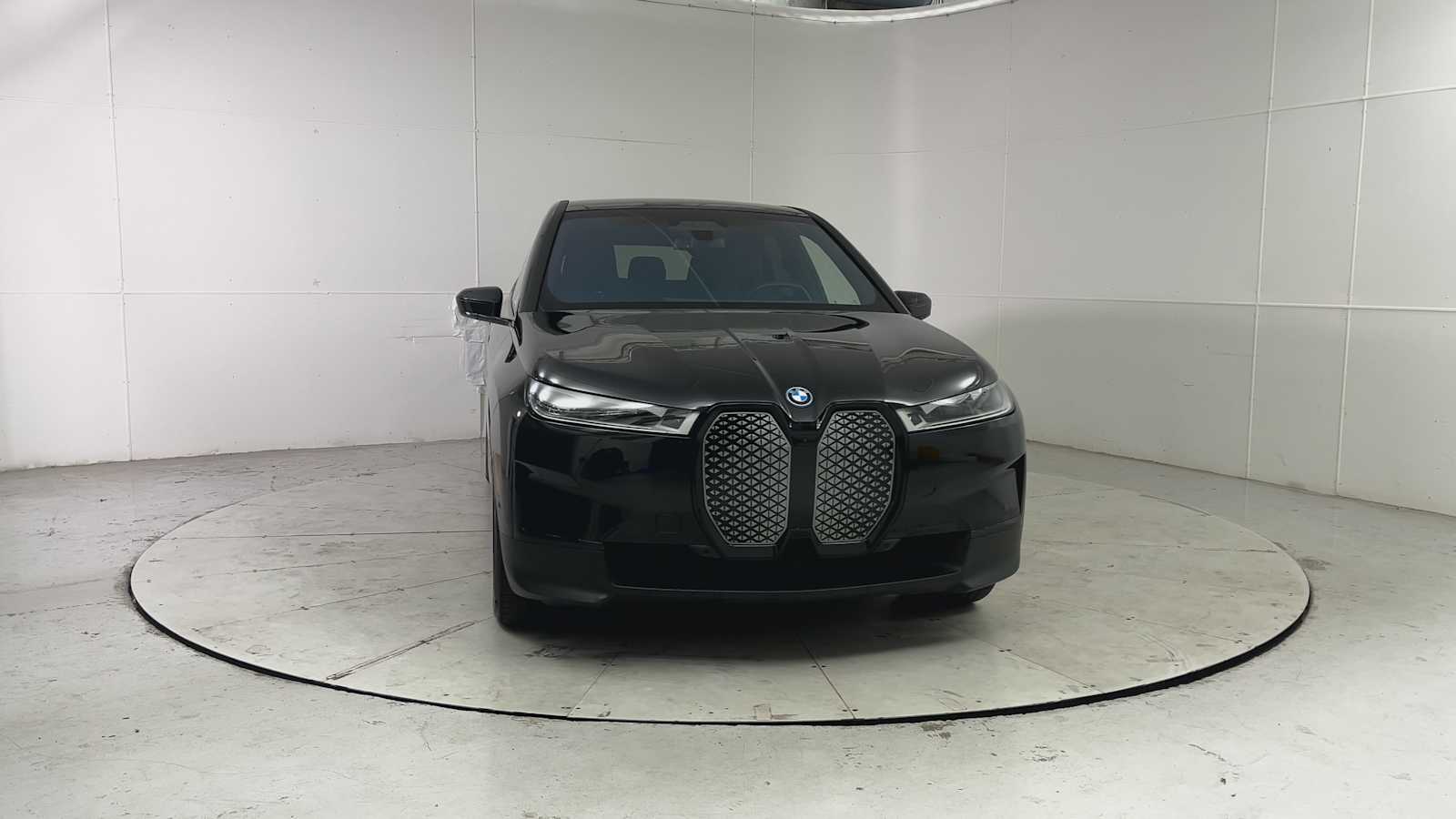 Thumbnail: 2024 BMW iX - 7
