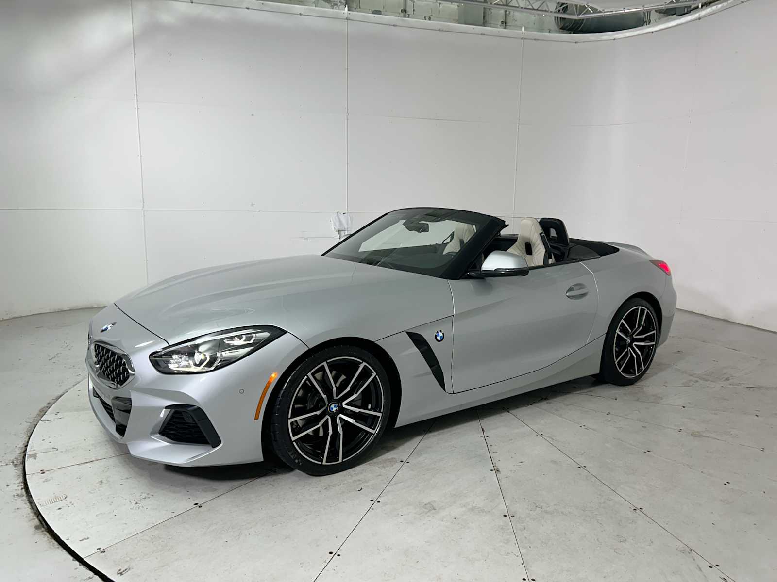 Thumbnail: 2021 BMW Z4 - 25