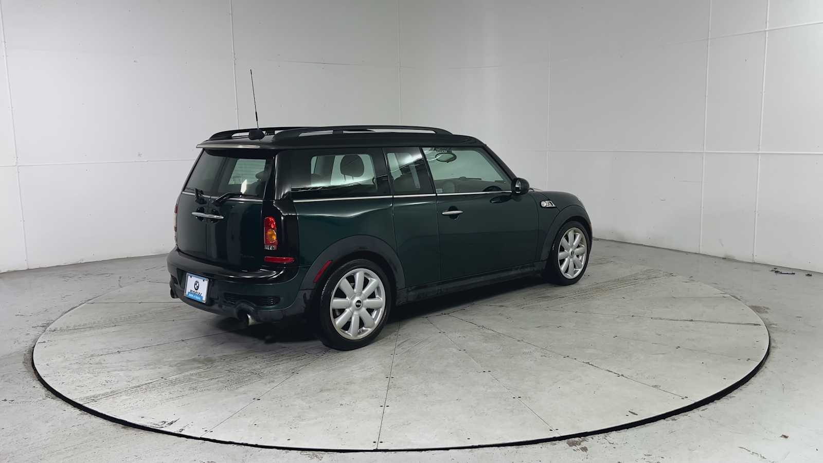 Thumbnail: 2010 MINI Cooper Clubman - 2