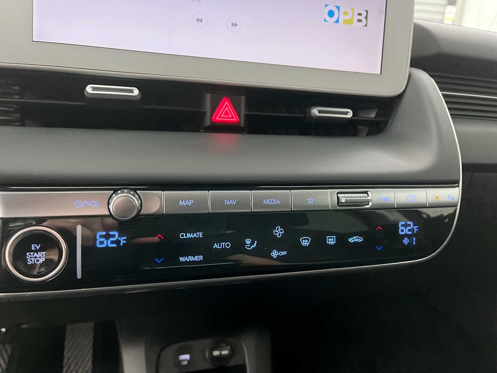 Thumbnail: 2024 Hyundai Ioniq 5 - 22