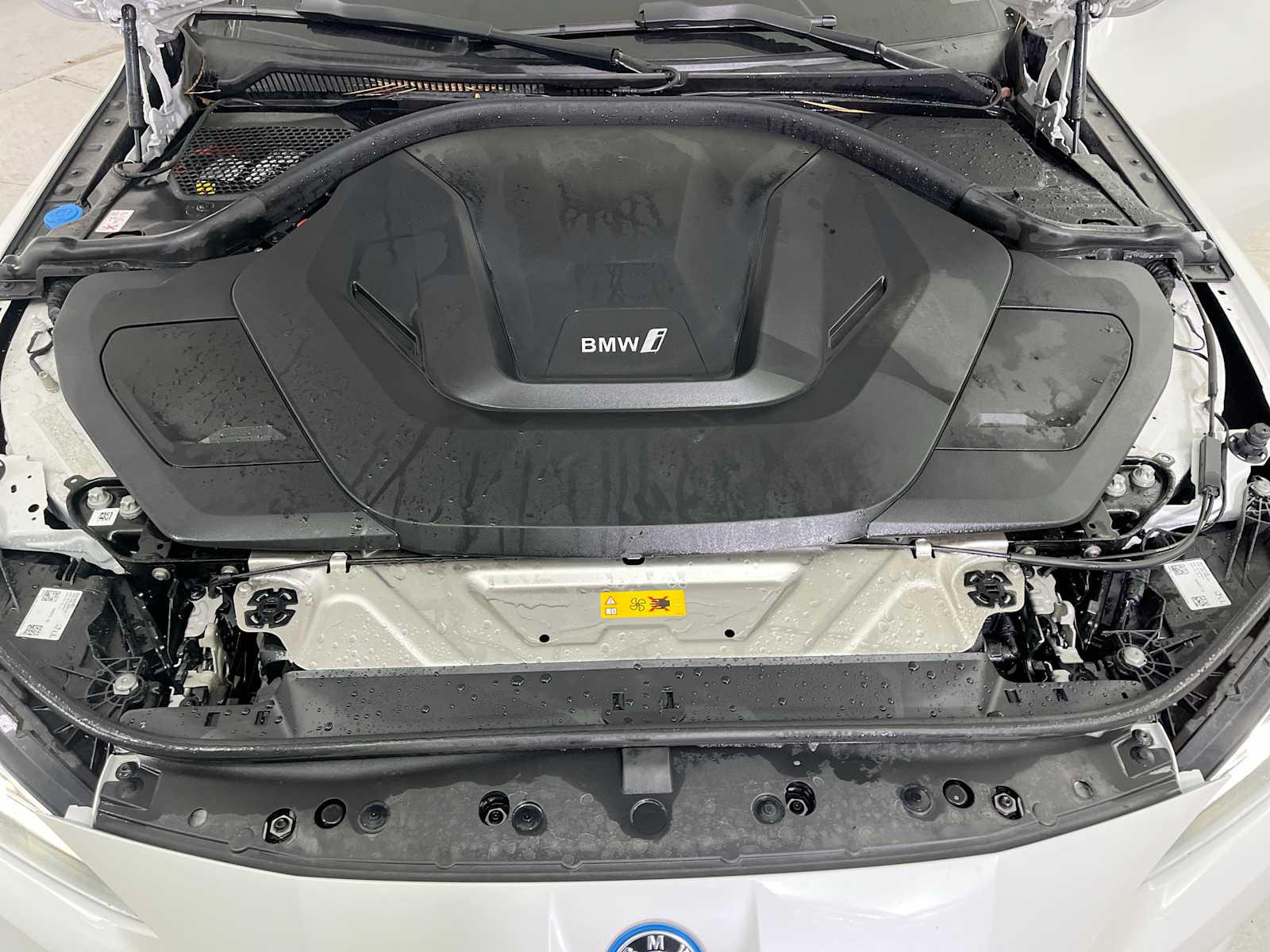 Thumbnail: 2025 BMW i4 - 18