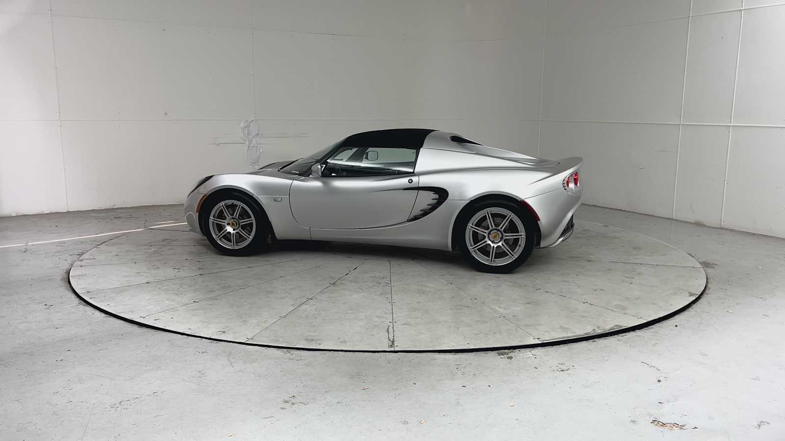 Thumbnail: 2006 Lotus Elise - 4