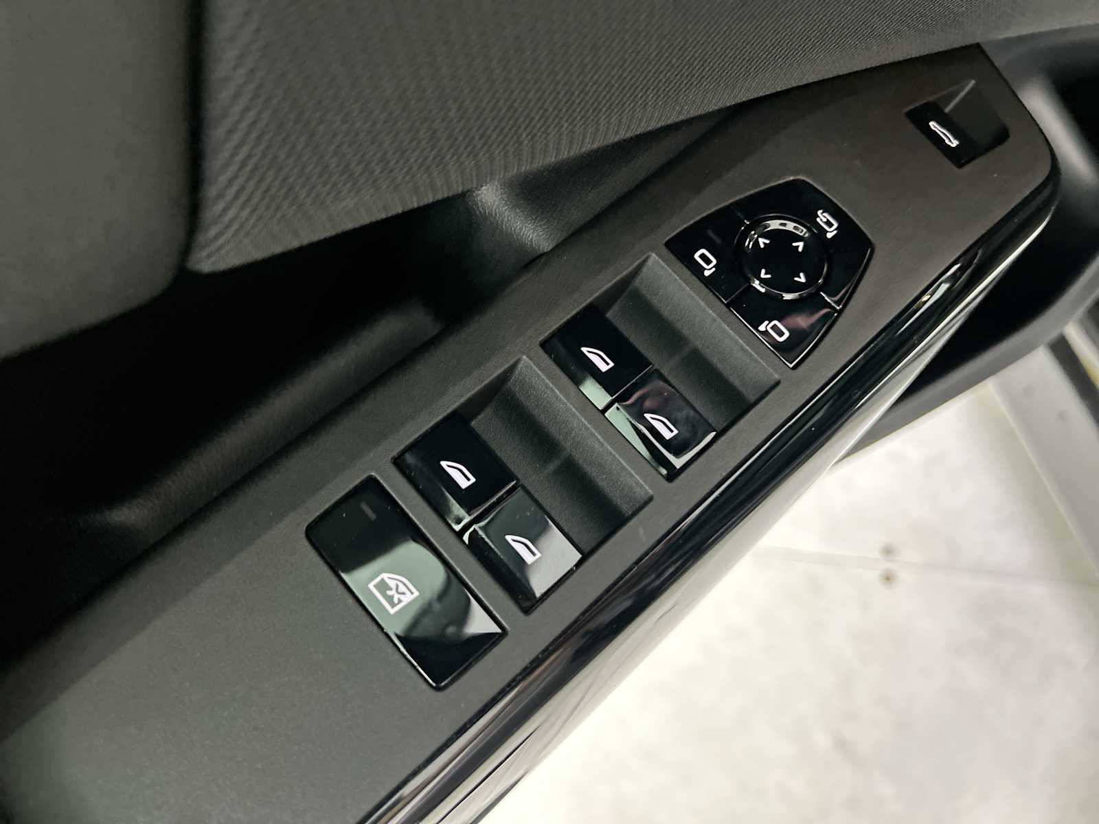 Thumbnail: 2026 BMW X3 - 15