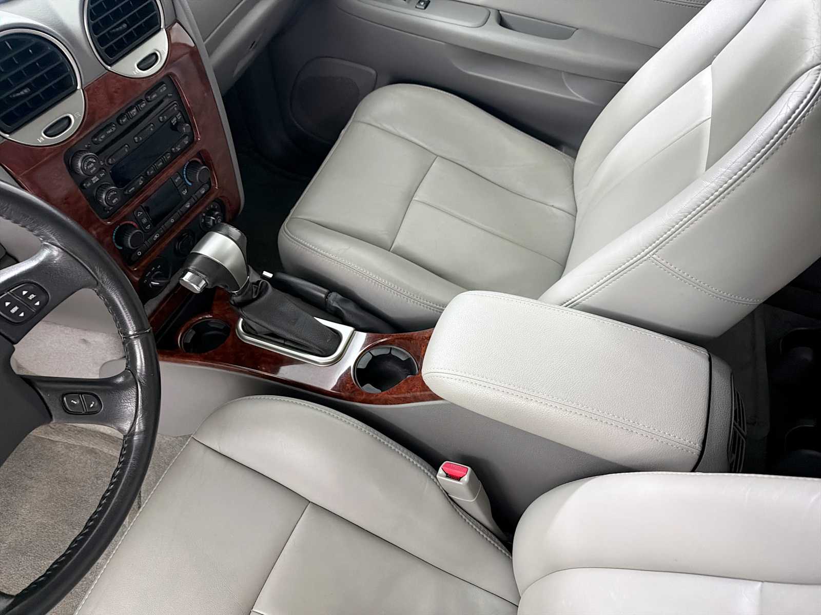 Thumbnail: 2006 GMC Envoy - 22