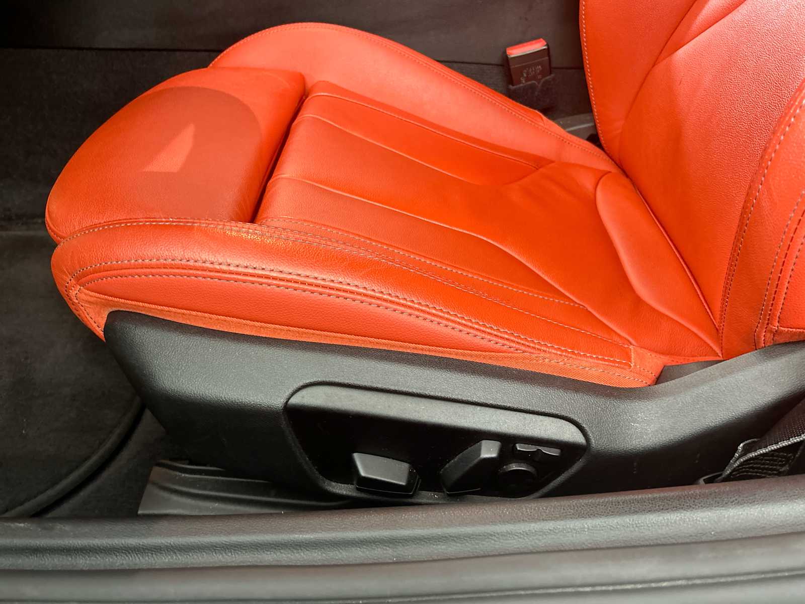 Thumbnail: 2024 BMW Z4 - 14