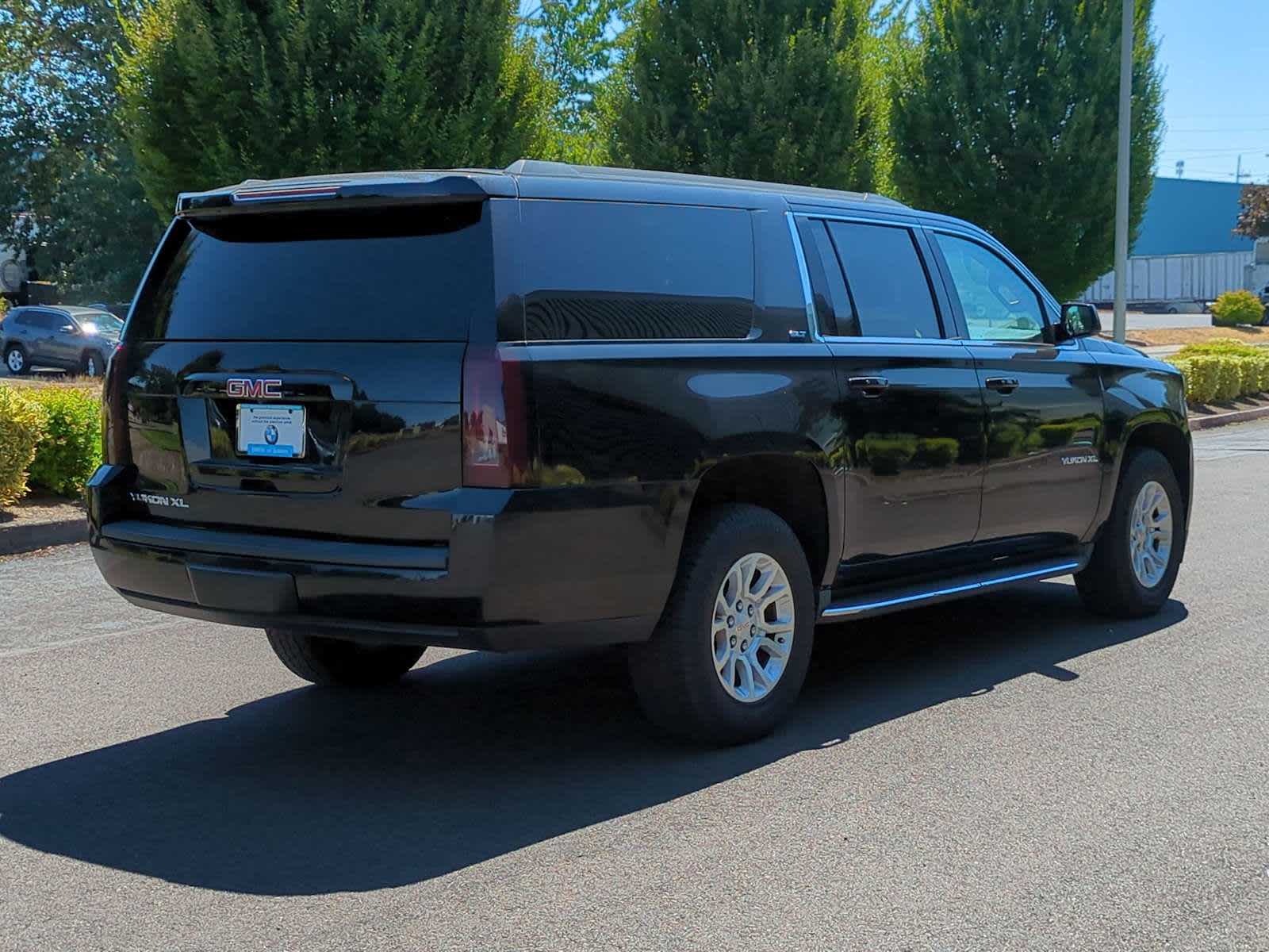 Thumbnail: 2017 GMC Yukon XL - 6