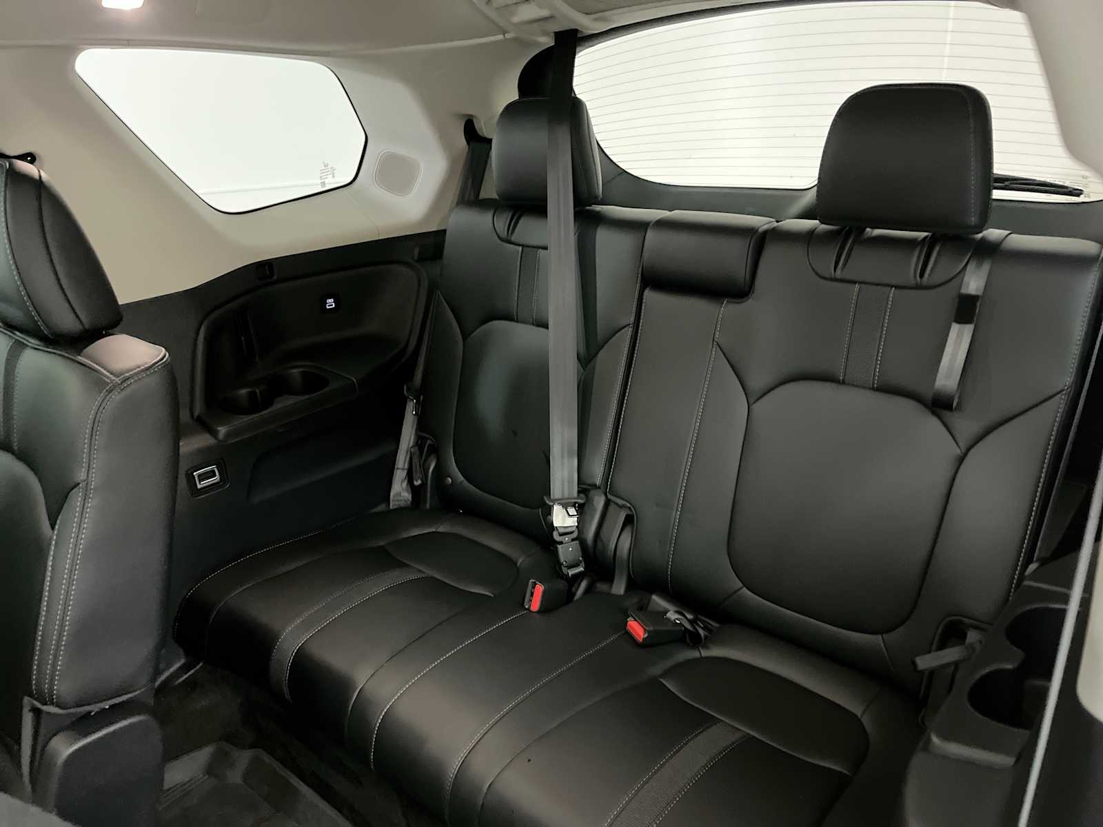 Thumbnail: 2023 Honda Pilot - 32