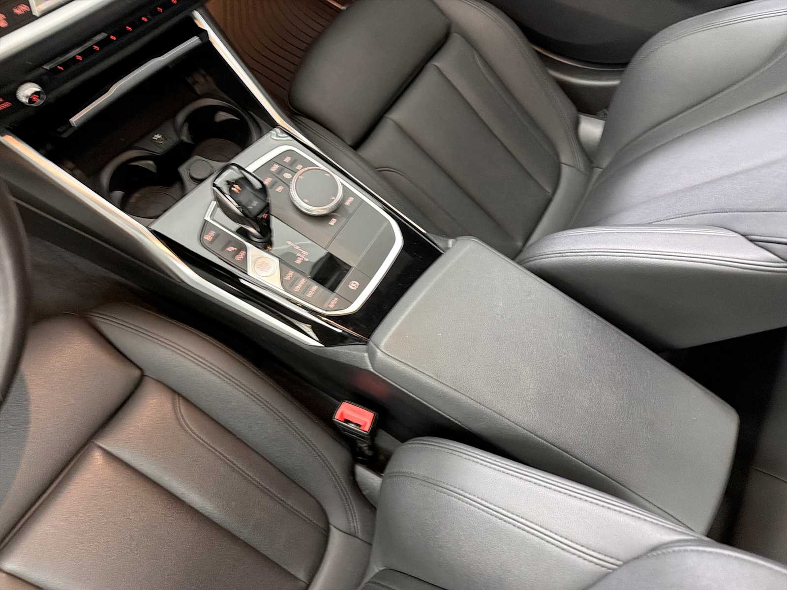 Thumbnail: 2019 BMW 3 Series - 23