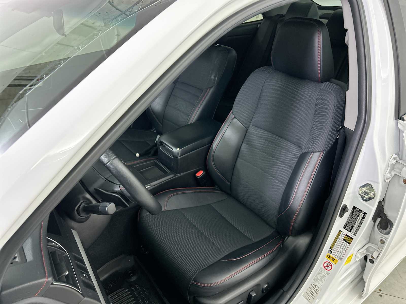 Thumbnail: 2016 Toyota Camry - 13