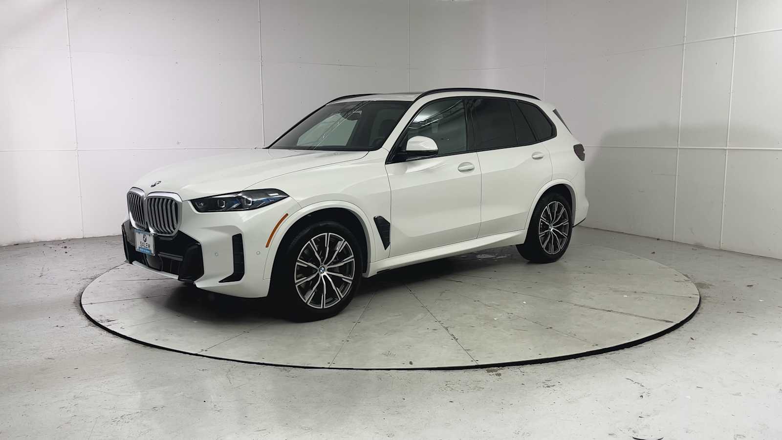 Thumbnail: 2026 BMW X5 - 6
