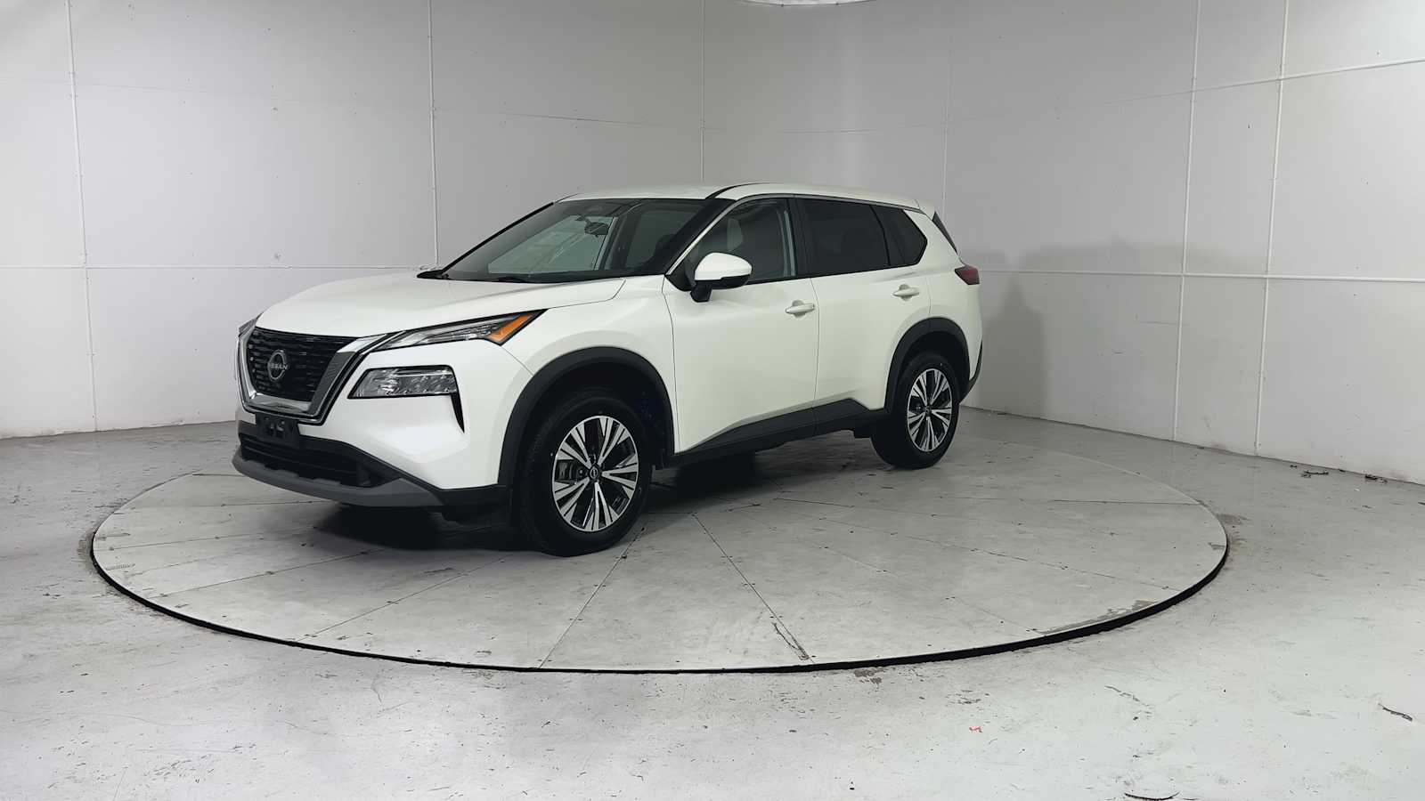 Thumbnail: 2022 Nissan Rogue - 6