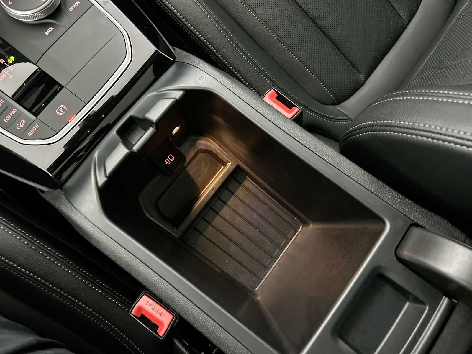 Thumbnail: 2024 BMW X3 - 23