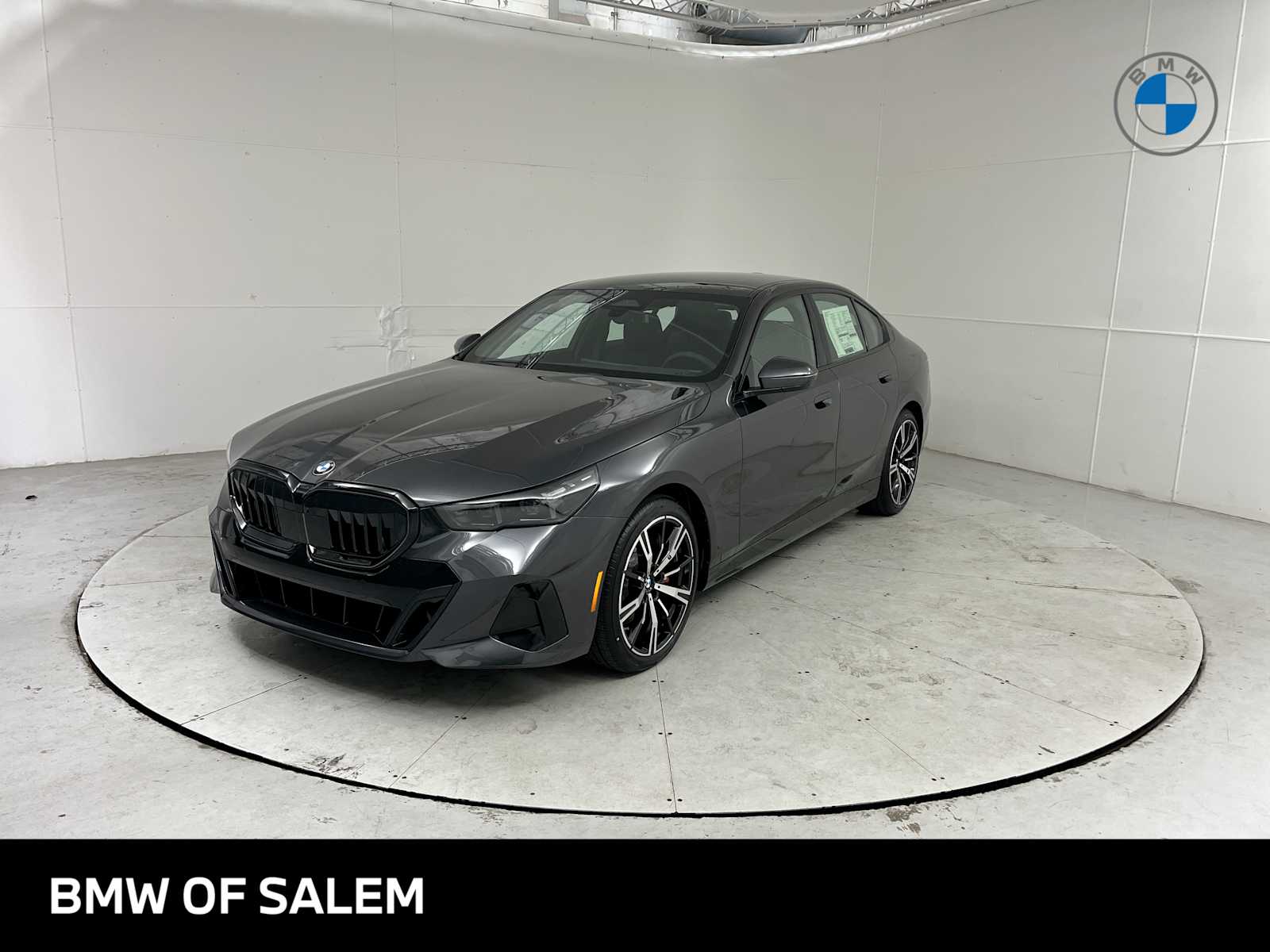 2026 BMW 5 Series 530i xDrive Sedan's photo