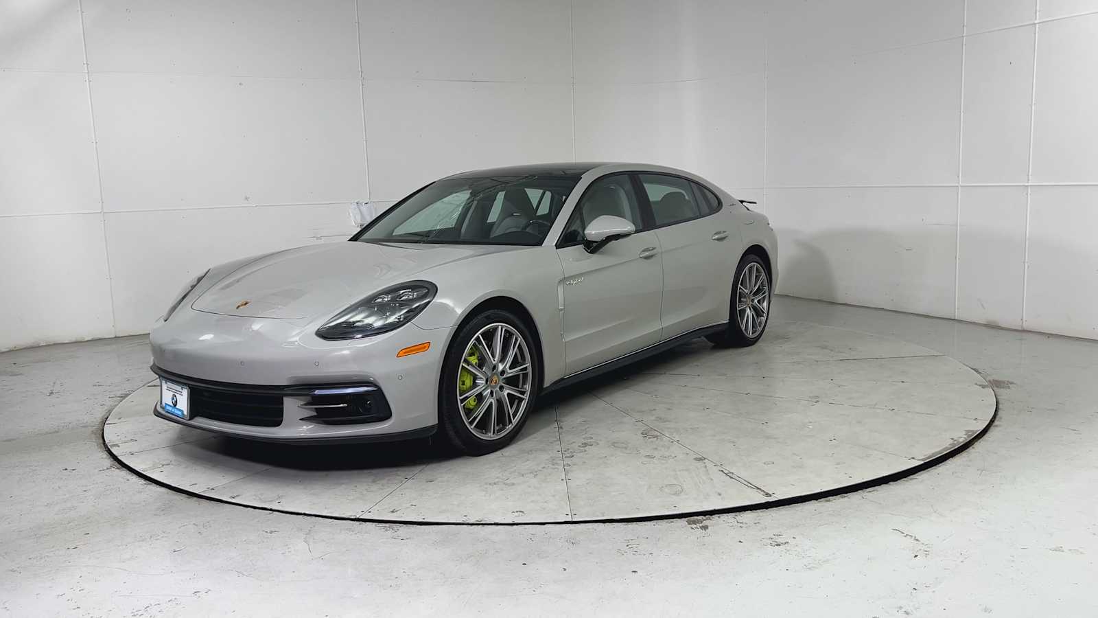 Thumbnail: 2018 Porsche Panamera - 5