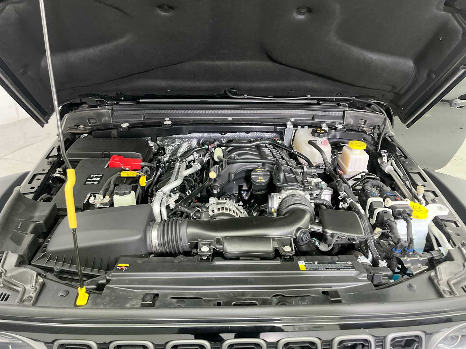 Thumbnail: 2025 Jeep Gladiator - 22