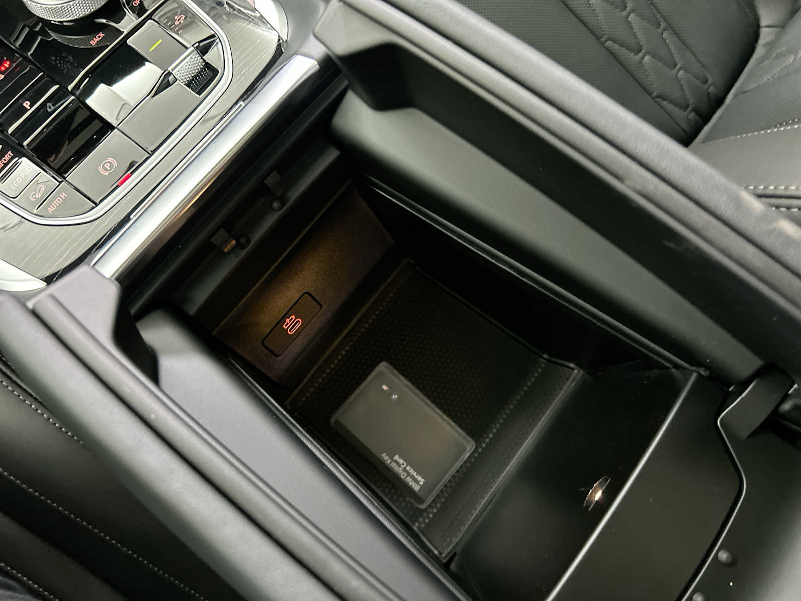 Thumbnail: 2026 BMW X7 - 23