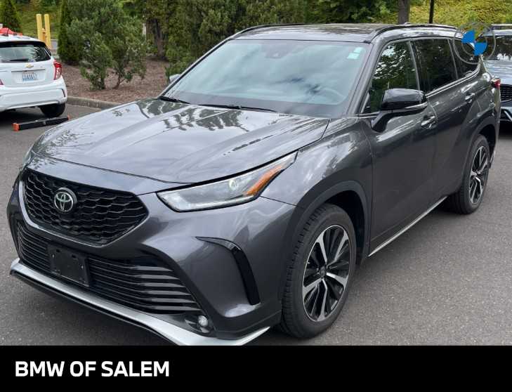 Thumbnail: 2022 Toyota Highlander - 1