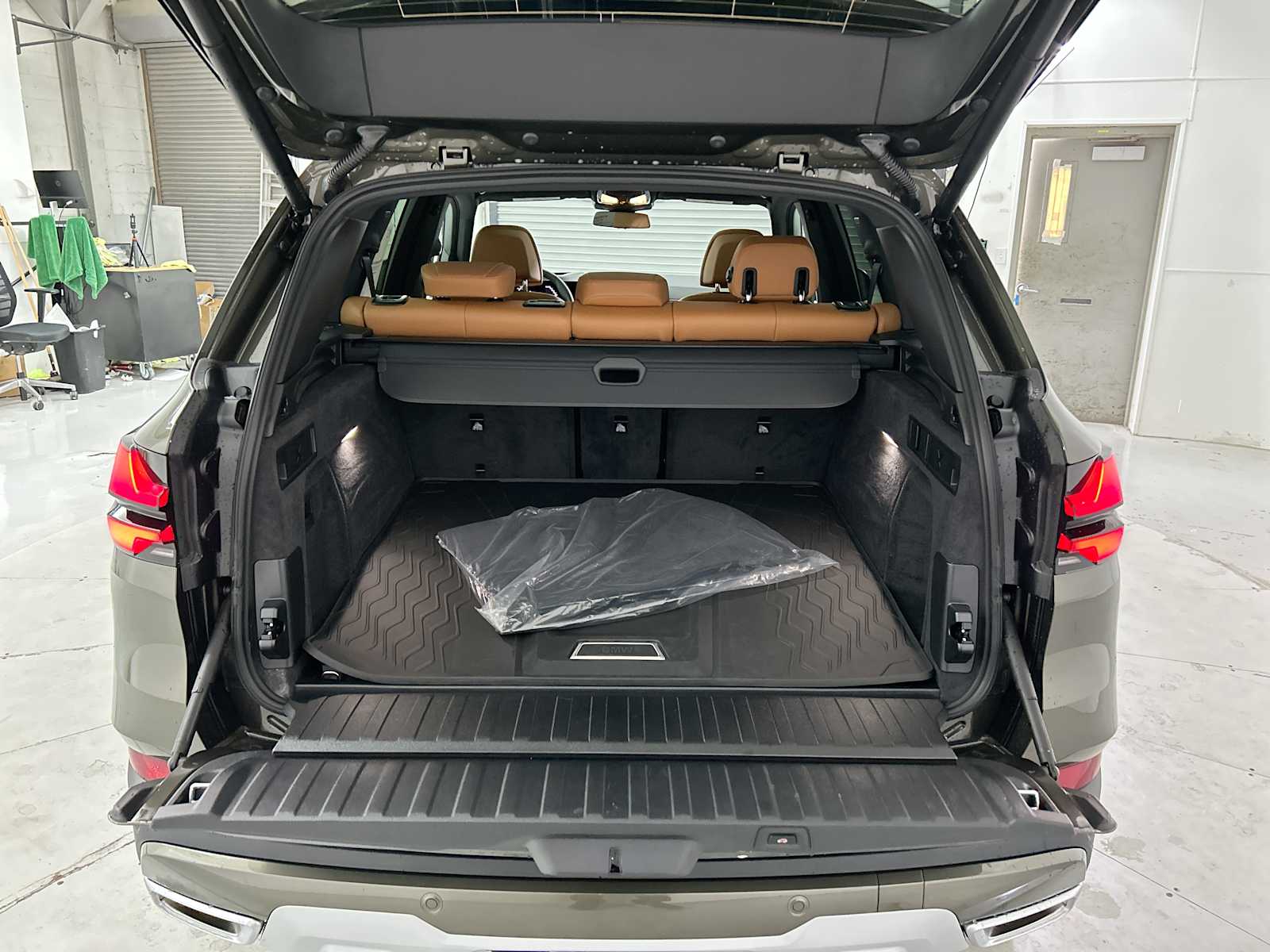 Thumbnail: 2026 BMW X5 - 21