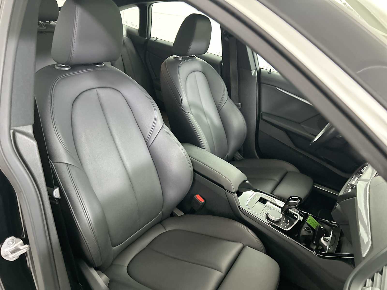 Thumbnail: 2024 BMW 2 Series - 26