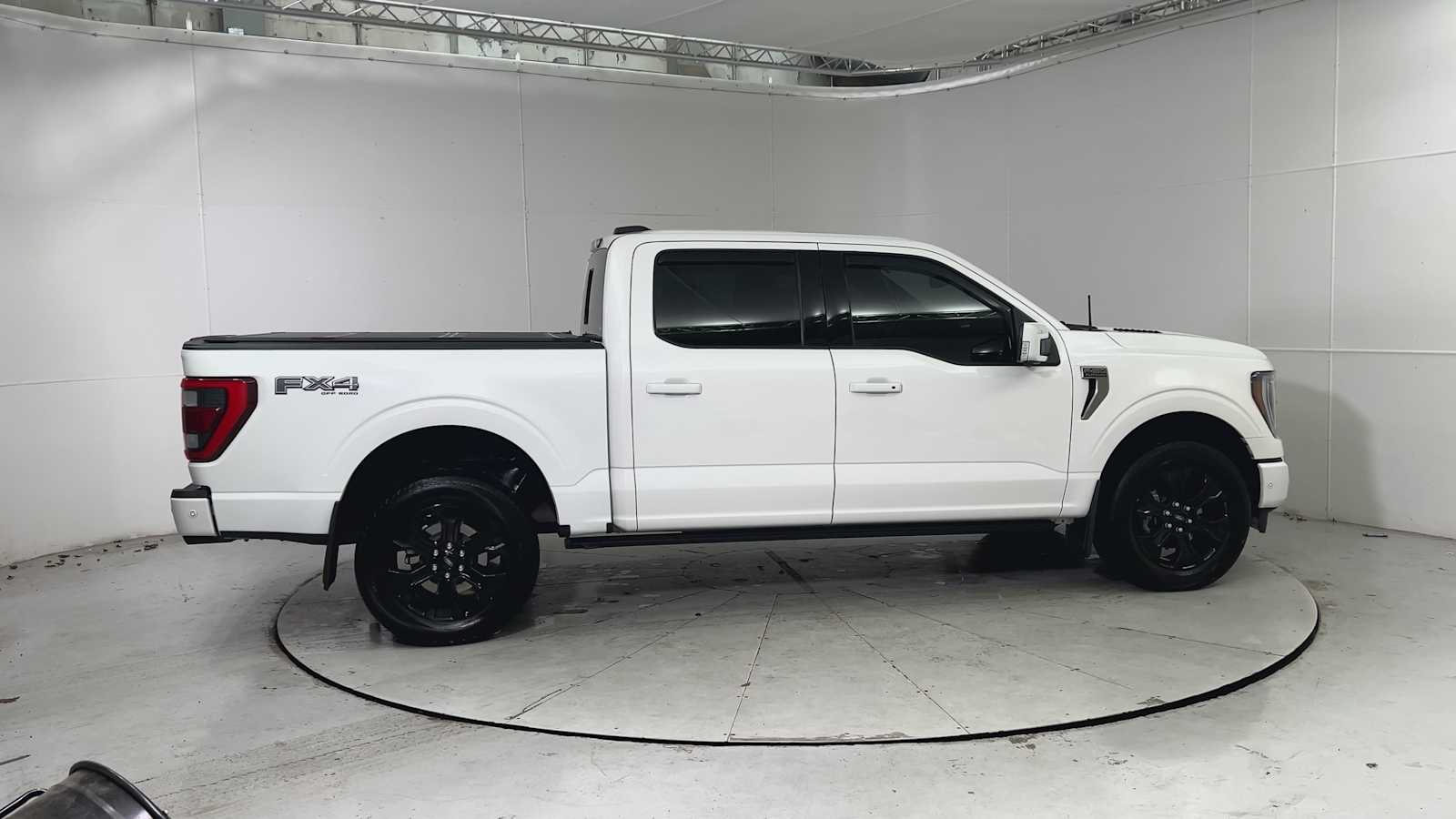 Thumbnail: 2023 Ford F-150 - 9