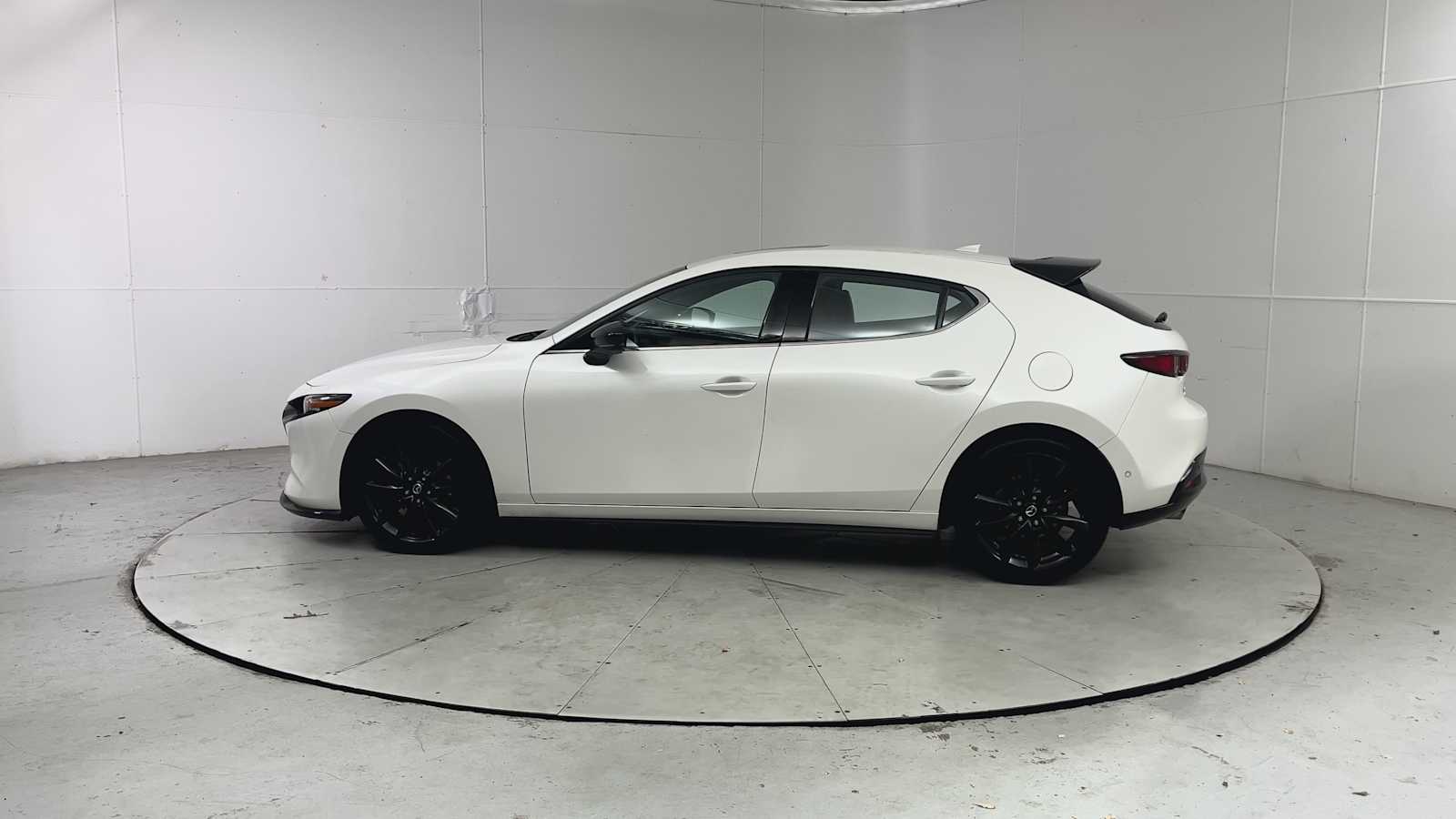Thumbnail: 2021 Mazda Mazda3 - 4