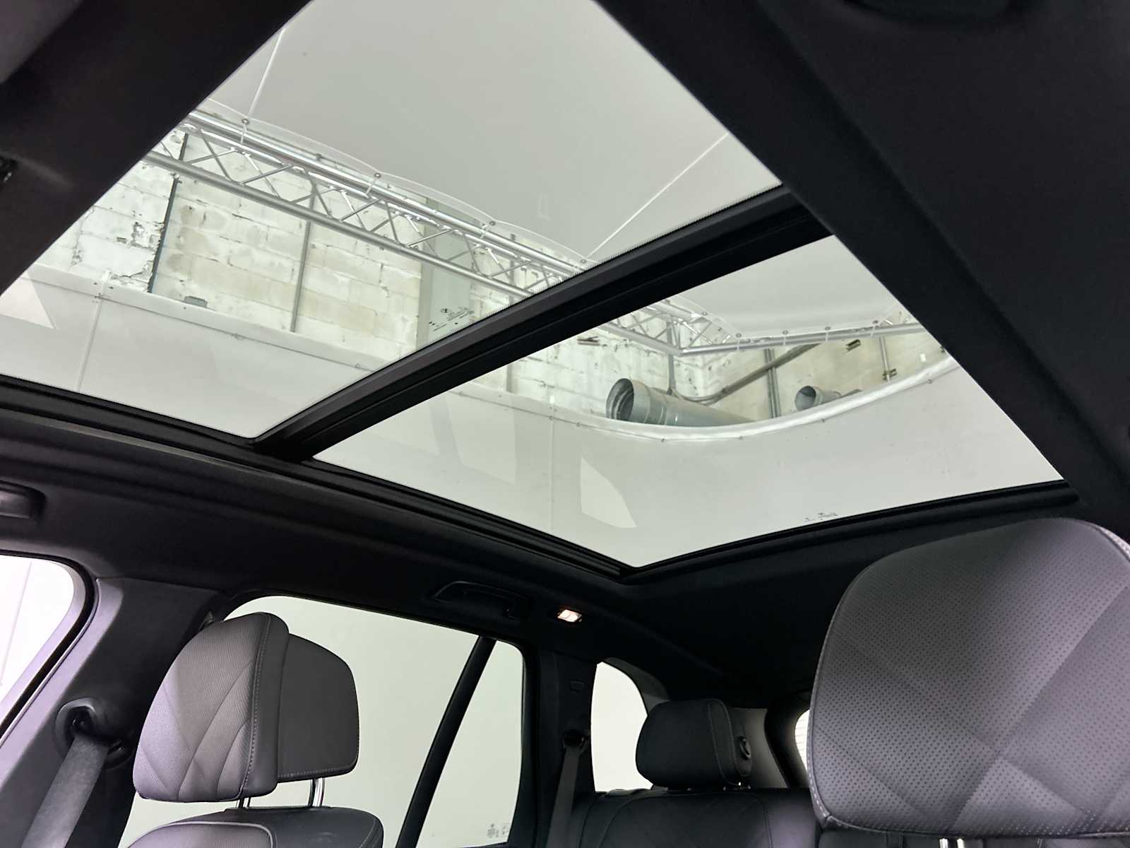 Thumbnail: 2025 BMW X5 - 16