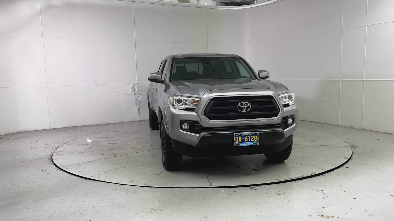 Thumbnail: 2020 Toyota Tacoma - 7