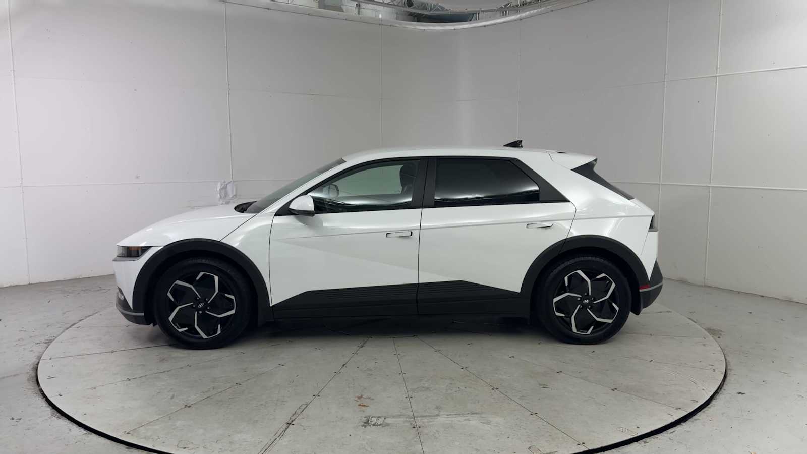 Thumbnail: 2024 Hyundai Ioniq 5 - 5