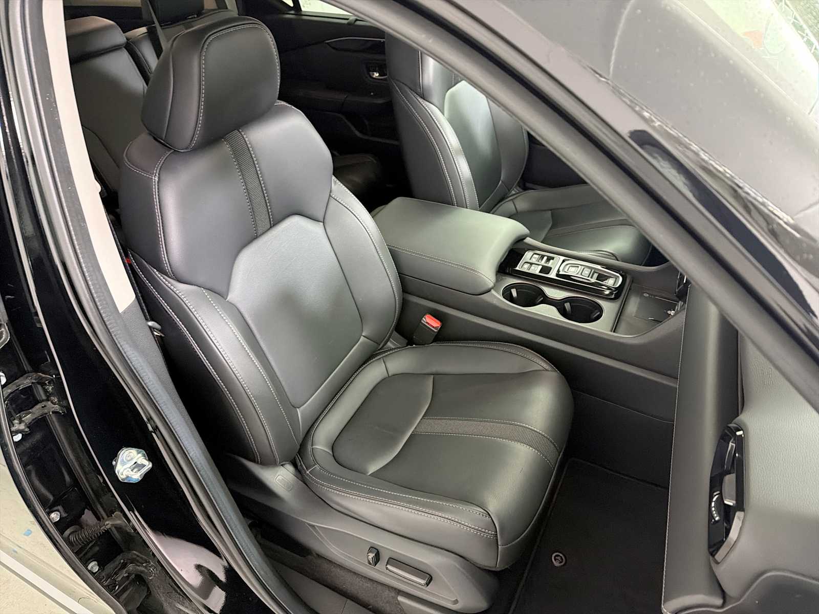 Thumbnail: 2024 Honda Pilot - 25