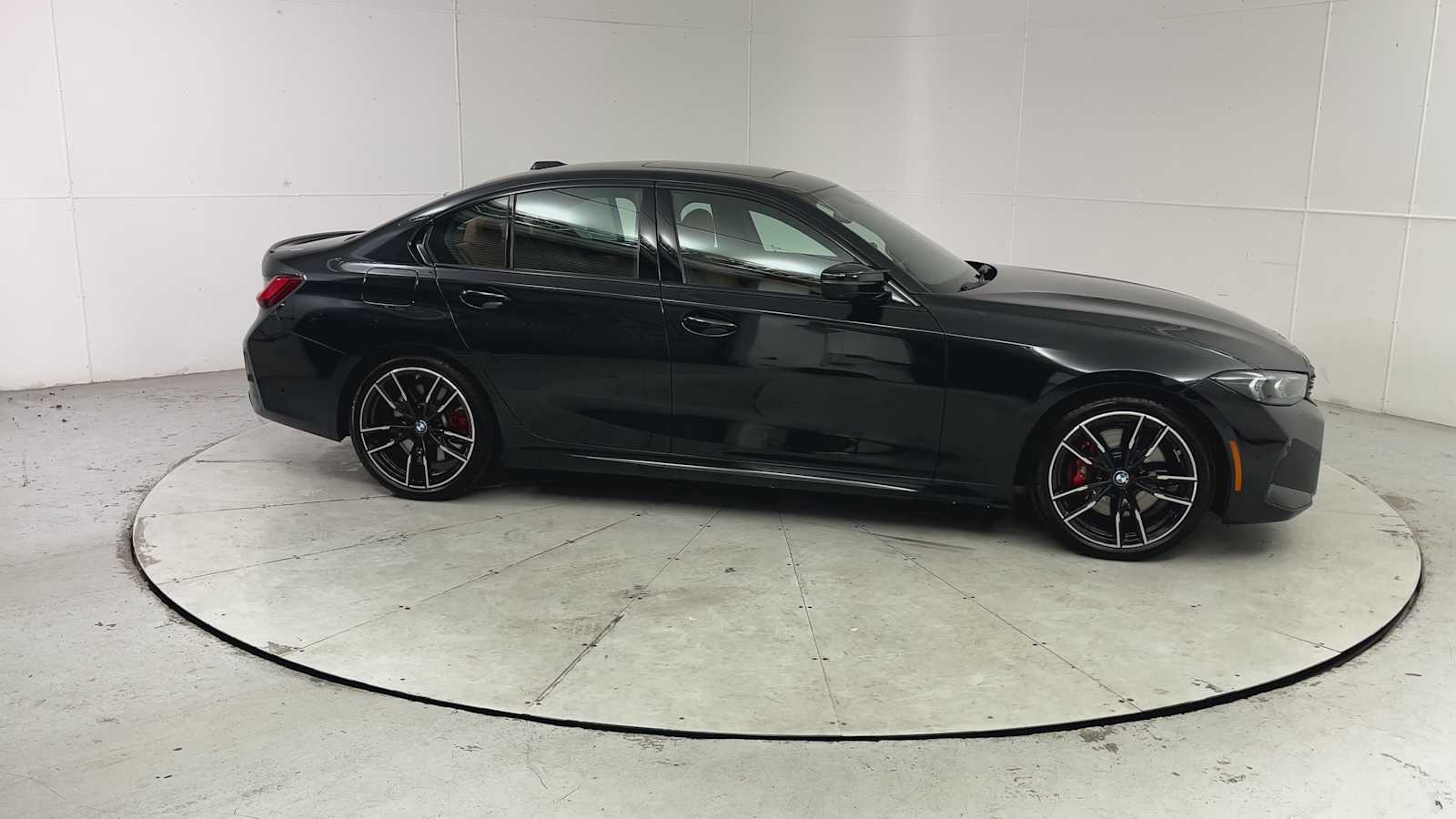 Thumbnail: 2026 BMW 3 Series - 8