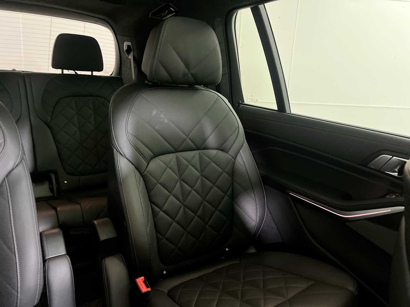 Thumbnail: 2024 BMW X7 - 14
