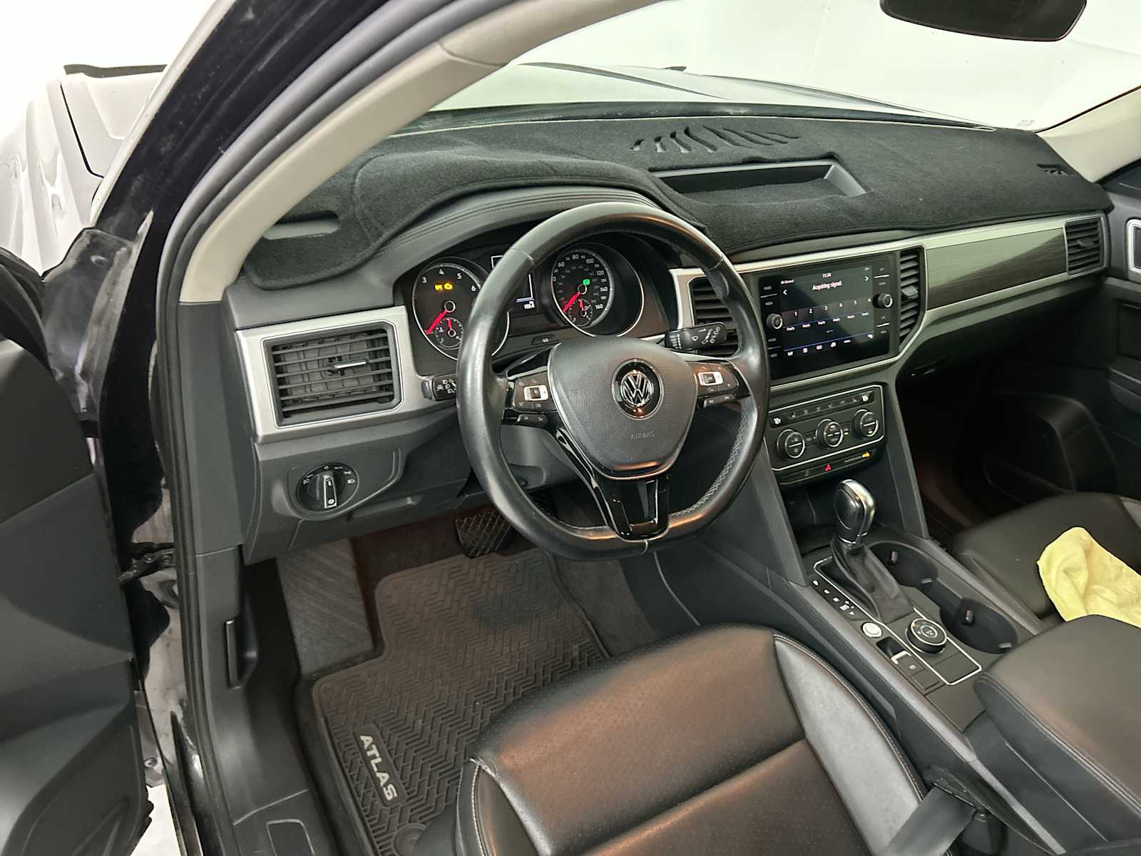 Thumbnail: 2018 Volkswagen Atlas - 11